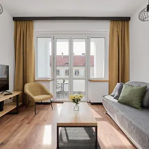 Norwida With Balcony Downtown By Renters Wrocław