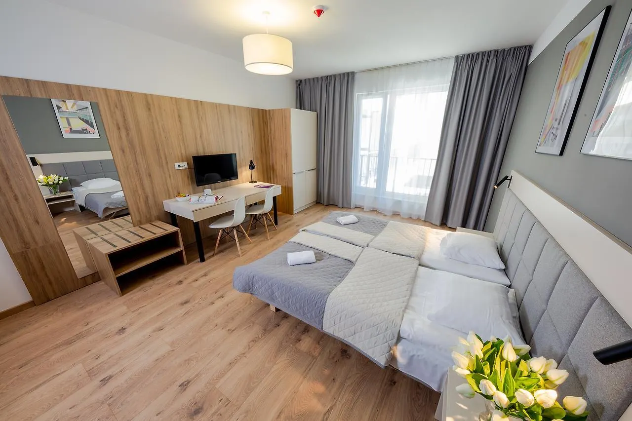 ורשה Apartments 